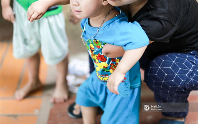 Chuyện người mẹ tay cụt, chân khèo vẫn mạnh mẽ nuôi con trong đơn độc sau khi bị phụ bạc - Ảnh 6.