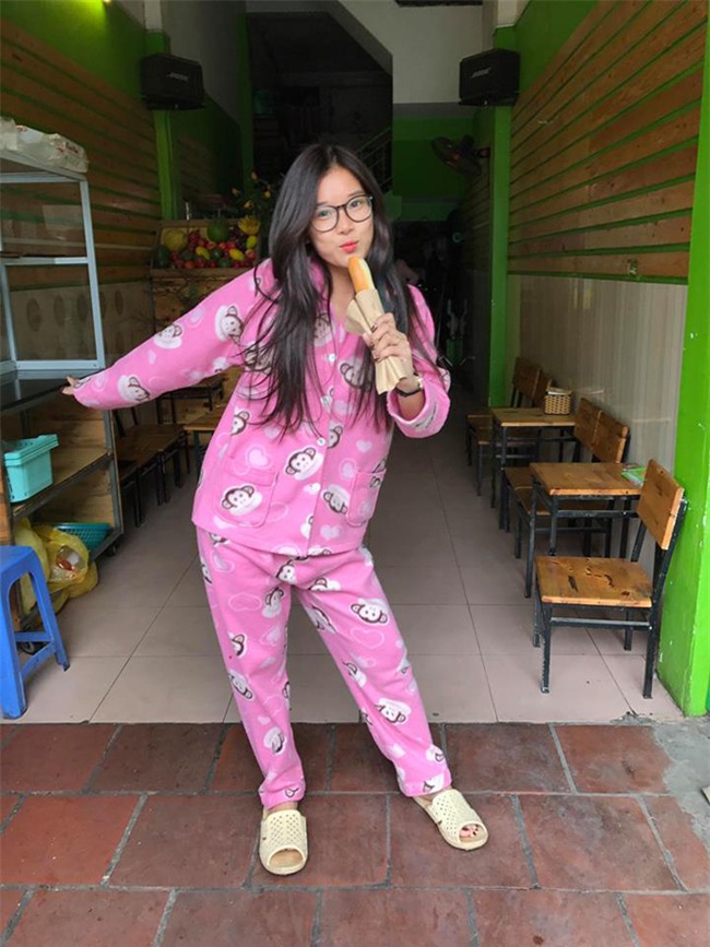 hoang yen chibi, quynh anh shyn non na mai chang chiu gia hinh anh 2