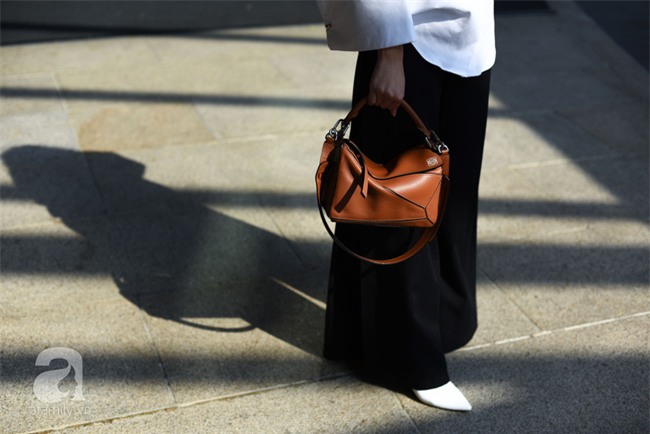 Trời nắng nóng, quý cô 2 miền cùng rủ nhau diện váy suông rộng siêu bay bổng - Ảnh 7.