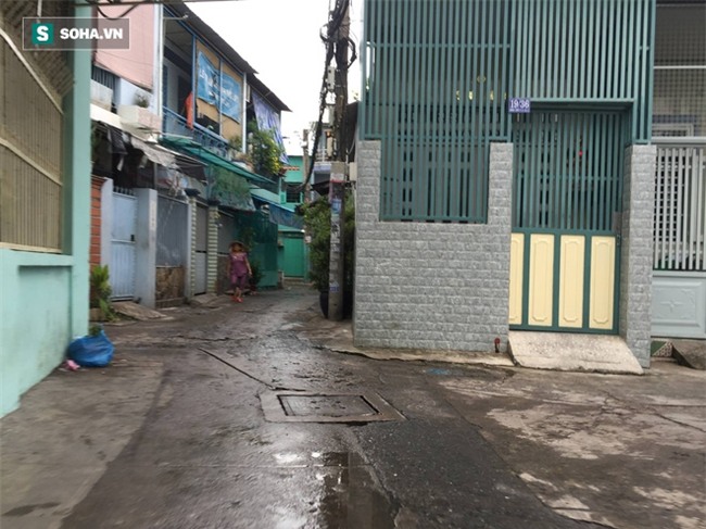 TP.HCM : Sự thật clip nam thanh niên dùng chổi đánh mẹ gây xôn xao - Ảnh 2.