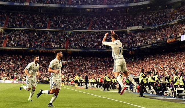 Ronaldo lập kỷ lục ghi 400 bàn cho Real Madrid - Ảnh 8.