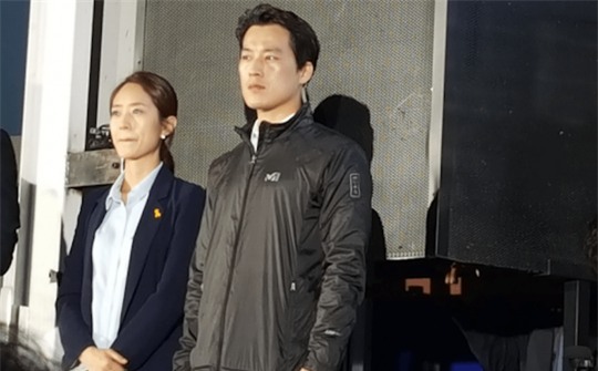 Ê kíp ưa nhìn quanh tân tổng thống Hàn Quốc - Ảnh 2.