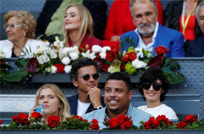 Ro beo va ban gai co vu Nadal vo dich Madrid Open hinh anh 3