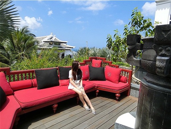 4 ái nữ nhà đại gia Việt dù kín tiếng nhưng vẫn nổi đình nổi đám - Ảnh 5.