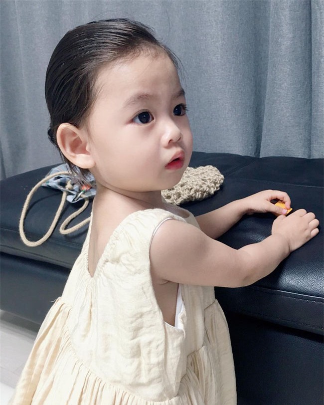 Co be thoi thuong nhat Han Quoc voi phong cach an mac khong the che vao dau