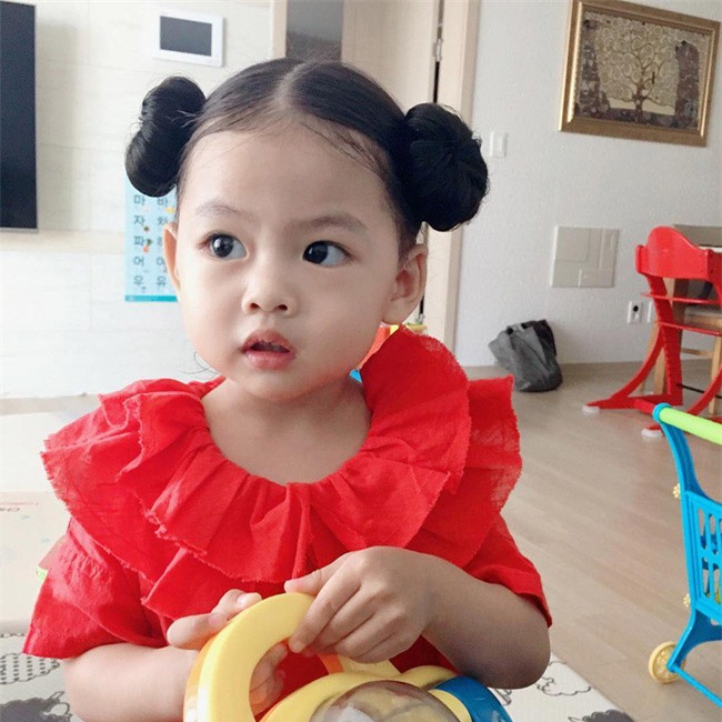 Co be thoi thuong nhat Han Quoc voi phong cach an mac khong the che vao dau