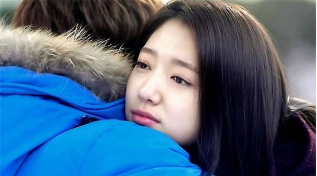 Ngày đi đẻ, em không dám nói cho bạn trai biết, đến khi tỉnh dậy, em không ngờ... - Ảnh 1.