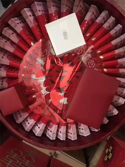 duọc càu hon bàng tièn tỷ, co gái tq ngay lạp túc dòng ý hinh anh 4