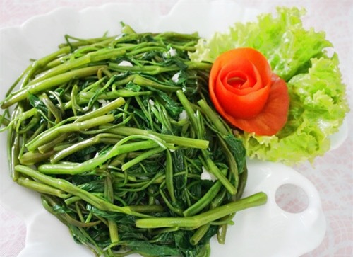 5 sai lam cuc ky nguy hiem khi an rau xanh - 2