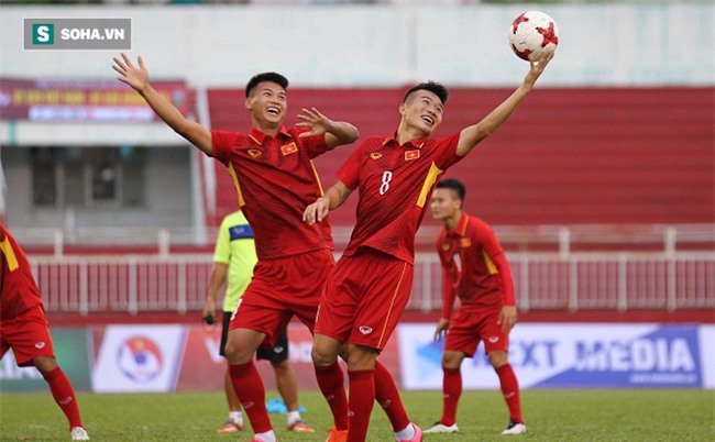Cách "truyền lửa" khác người của HLV Hoàng Anh Tuấn trên U20 Việt Nam