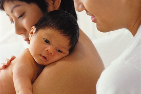 Tờ kết quả xét nghiệm ADN của em chồng đã khiến mẹ con tôi bị đuổi ra khỏi nhà ngay trong đêm - Ảnh 1.
