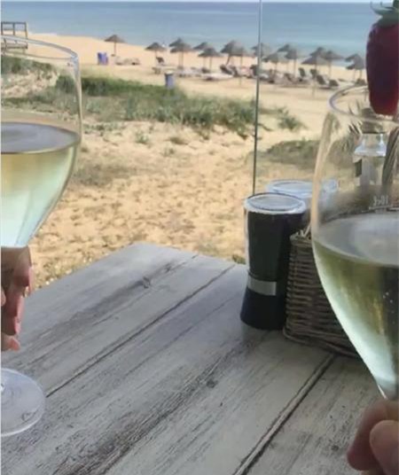 John Terry và bà xã Toni đã có những giây phút hẹn hò khó quên tại Bồ Đào Nha