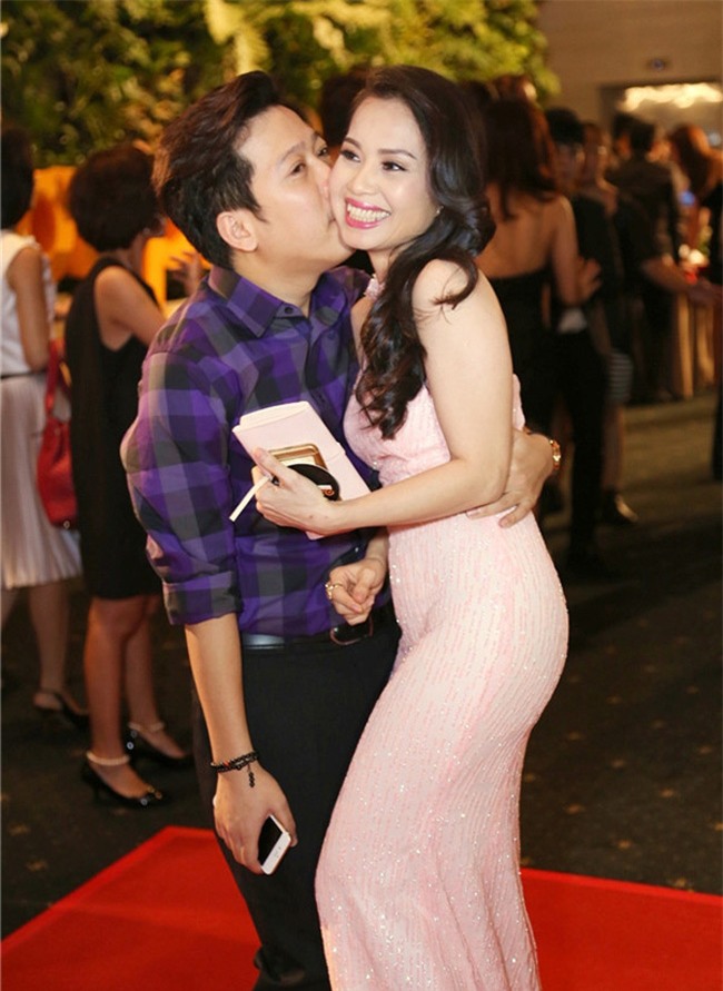 truong giang "qua tron" voi ban dien nu, nha phuong co lo au? hinh anh 9