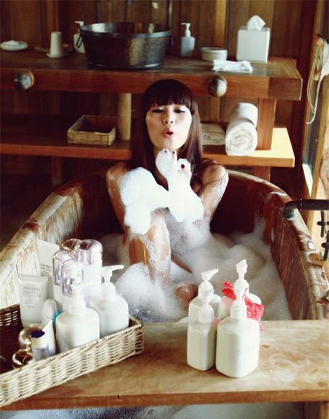 anh "chup len" tiet lo su that nga ngua sau anh nong cua sao viet hinh anh 14