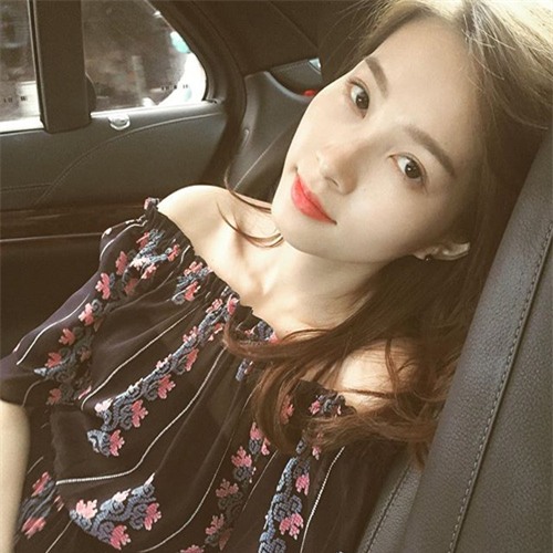 "boc" bi quyet giup hoa hau thu thao du rat gay van dep nuot na mon mon suc song - 2