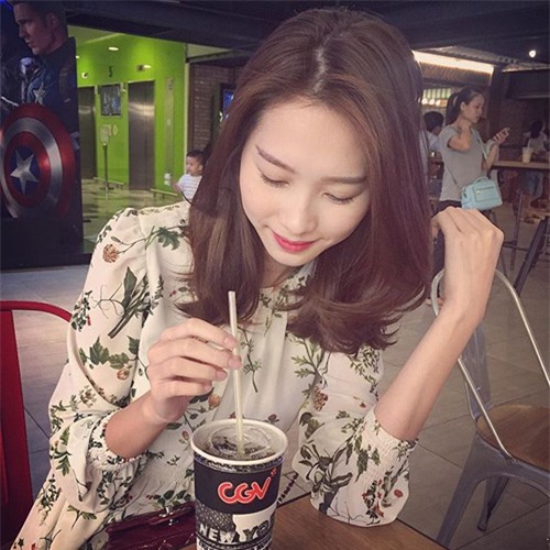 "boc" bi quyet giup hoa hau thu thao du rat gay van dep nuot na mon mon suc song - 8