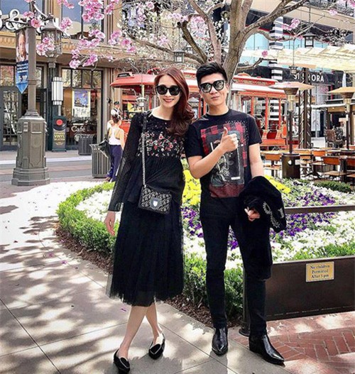 "boc" bi quyet giup hoa hau thu thao du rat gay van dep nuot na mon mon suc song - 9