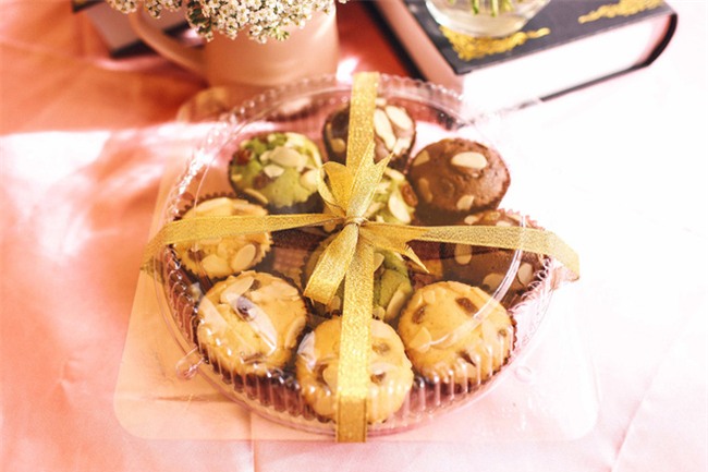 Đám hỏi “màu hường” yêu không để đâu cho hết của cặp đôi bạn học thuở ô mai - Ảnh 22.