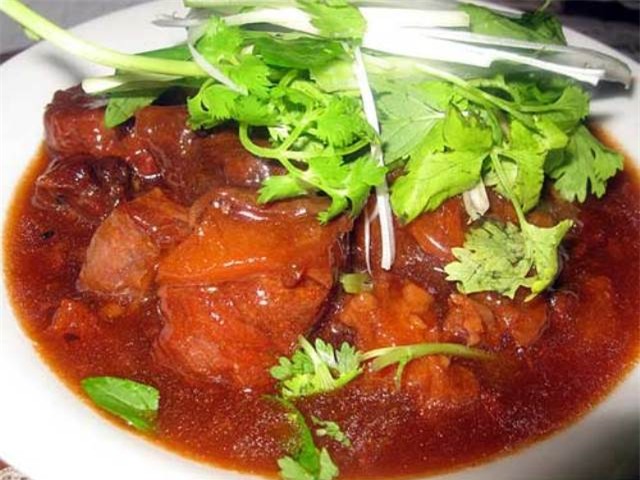 Cach lam thit bo sot vang thom ngon cho ngay troi mat