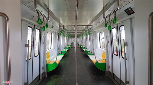 Nguoi dan do xo xem doan tau tren cao dau tien tai Viet Nam hinh anh 8