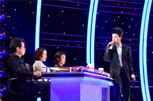 Hoai Linh che Quoc Thien gia gai de lo co bap cuon cuon hinh anh 10