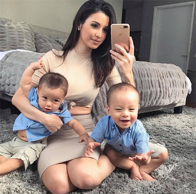 Bà mẹ bỉm sữa Singapore gây sốt mạng xã hội Việt với vẻ đẹp quá gợi cảm, về dáng chỉ 3 tuần sau khi sinh đôi - Ảnh 11.