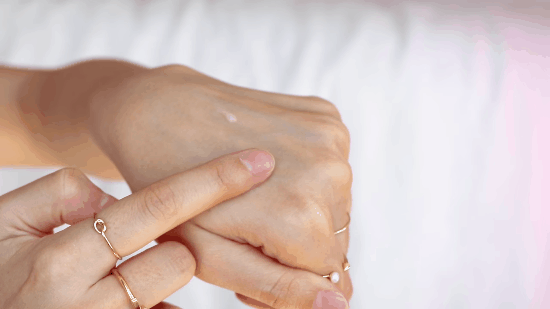 5 sản phẩm thay thế dành cho những nàng lười dùng kem chống nắng hàng ngày - Ảnh 8.