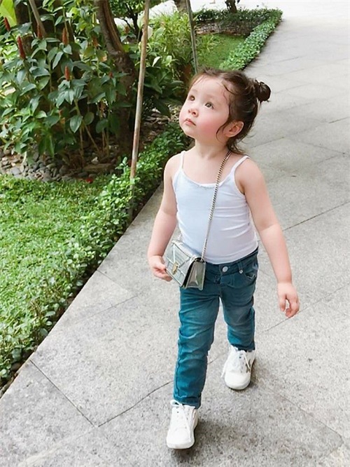 lau khong xuat hien, cadie moc tra gio bot "kute" ma chung chac nhu nguoi lon - 1