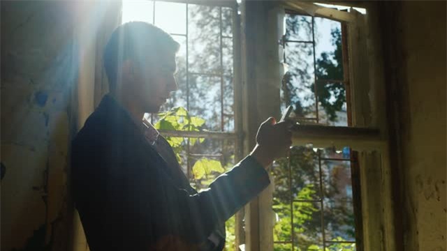 bảo vệ, hàng xóm, chung cư, hôn nhân, ghen tuông