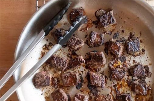 Meo vat than ky bien ban thanh chuyen gia trong viec bep nuc