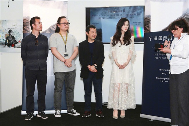 Đẳng cấp nhan sắc của Phạm Băng Băng tại Cannes: Chẳng cần lồng lộn vẫn đẹp hết nấc! - Ảnh 5.