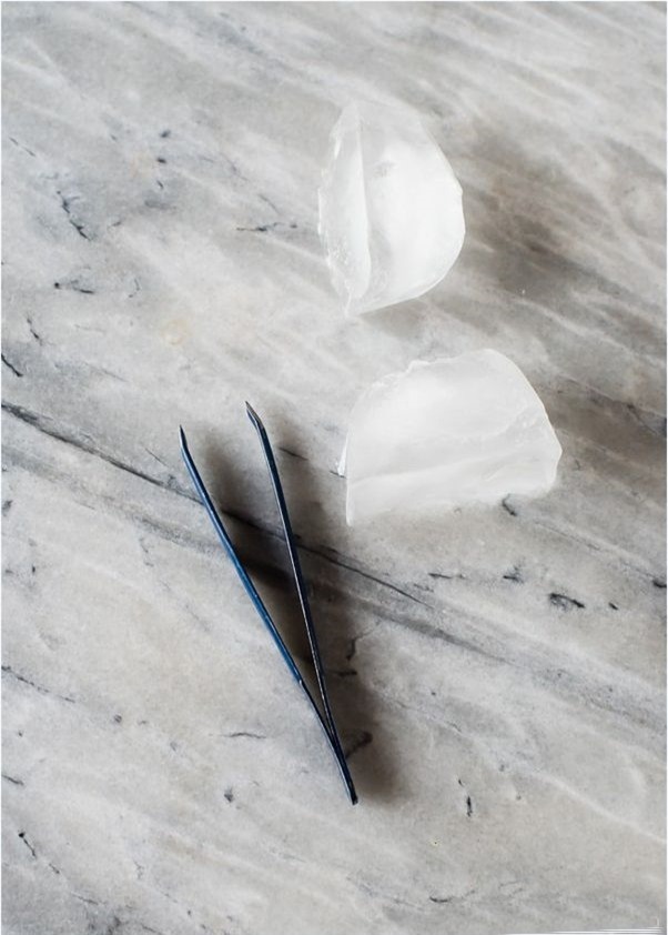 Chi mot vien da lanh, ban co ngay 6 cong thuc lam dep than thanh