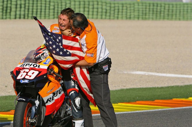 Nhà cựu vô địch MotoGP Nicky Hayden qua đời ở tuổi 35 - Ảnh 3.