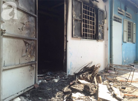 Bạn trai đòi chia tay, cô gái mua xăng về khóa cửa rồi thiêu sống cả hai - Ảnh 2.