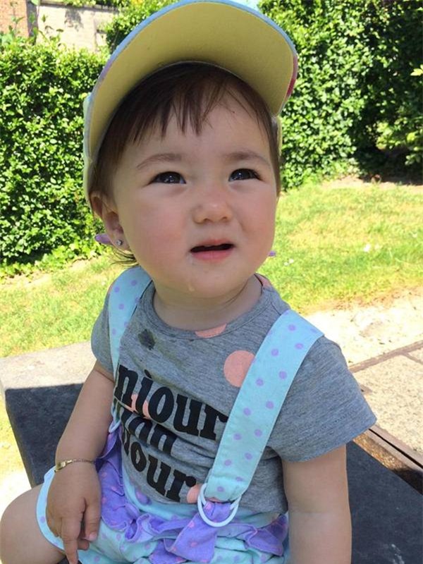 da tim ra danh tinh be gai sieu de thuong trong doan clip xon xao mang tuan qua - 13