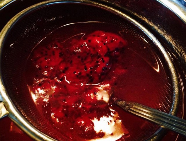 Vì sao thanh long lại là trái cây rẻ tiền, công dụng đắt giá? - Ảnh 5.