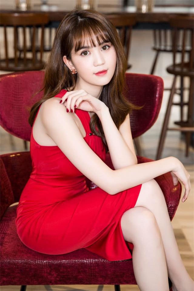 Ai trong showbiz sẽ xấu hổ khi nghe những lời nói thật của Ngọc Trinh? - Ảnh 4.