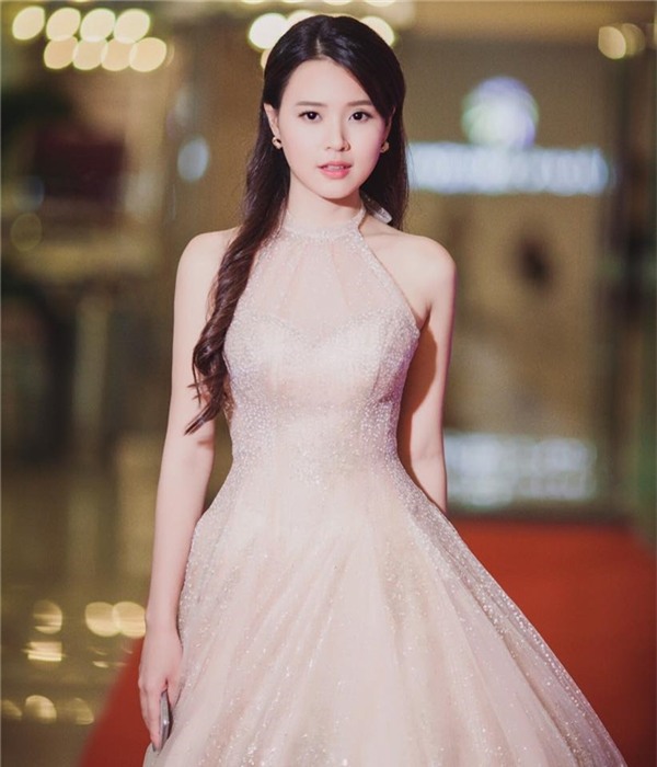 Những mỹ nhân Việt mặc gì cũng đẹp của showbiz Việt - Tin sao Viet - Tin tuc sao Viet - Scandal sao Viet - Tin tuc cua Sao - Tin cua Sao