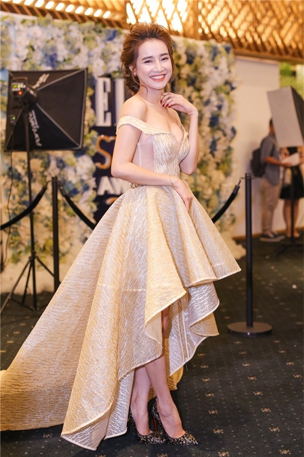 Những mỹ nhân Việt mặc gì cũng đẹp của showbiz Việt - Tin sao Viet - Tin tuc sao Viet - Scandal sao Viet - Tin tuc cua Sao - Tin cua Sao