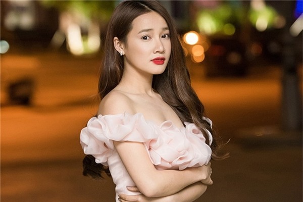 Những mỹ nhân Việt mặc gì cũng đẹp của showbiz Việt - Tin sao Viet - Tin tuc sao Viet - Scandal sao Viet - Tin tuc cua Sao - Tin cua Sao