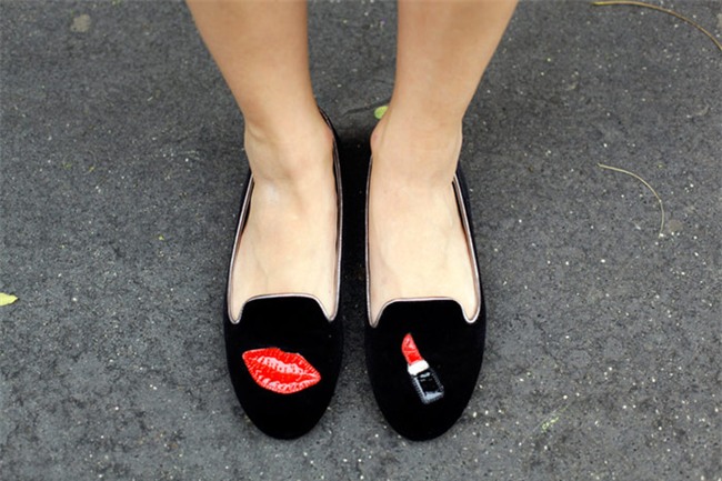 Thật khó tin nhưng năm nay, phải đi giày cọc cạch mới đúng mốt! - Ảnh 9.