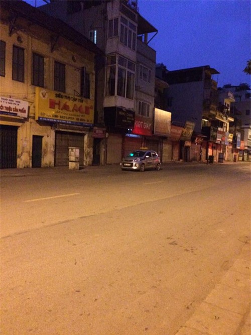 cau chuyen ve 34.000 dong va tai xe taxi cam tien chay mat hut vao luc 4 gio sang - 1