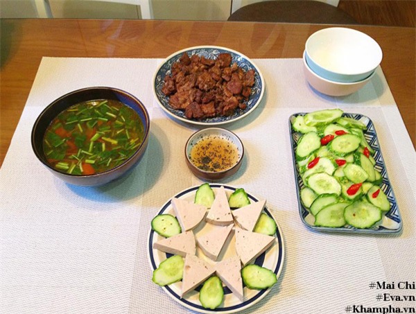 chong de tinh "an gi cung duoc" nhung mam com cua vo tre 8x van khien chi em phat ghen - 4