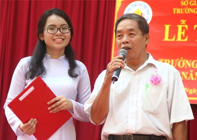 học sinh, bế giảng, Trường THPT Nguyễn Thị Minh Khai, Tri ân và trưởng thành