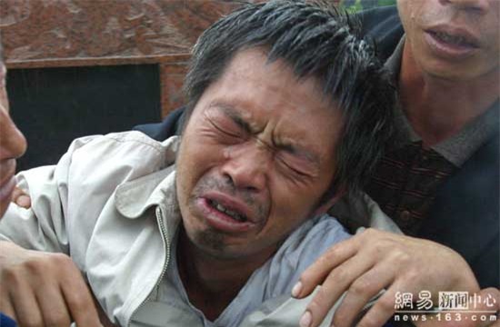 Cô bé 8 tuổi mắc bệnh ung thư và câu nói khiến người khác đau lòng: “Con đã từng đến và con rất ngoan” - Ảnh 18.