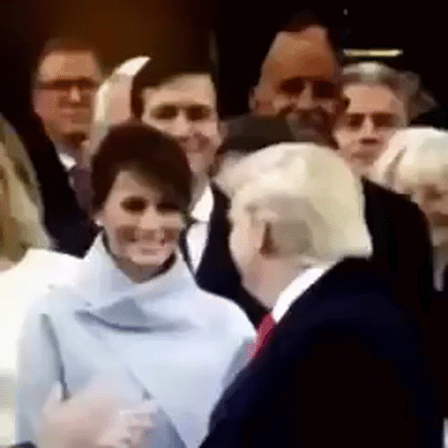 7 khoảnh khắc bất bình thường của Tổng thống Donald Trump và Đệ nhất phu nhân Melania - Ảnh 5.