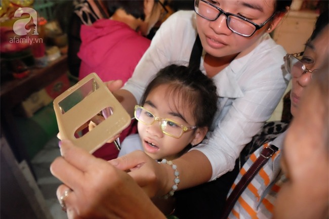 Long An: Bất chấp giông gió, nhiều người đổ xô đi xem “thiên cổ kỳ hoa” 3.000 năm mới nở một lần? - Ảnh 11.