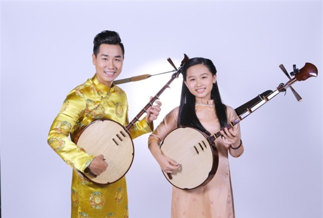 Bi che dan mot mau, MC Nguyen Khang dap 'Toi khong phai dien vien hai' hinh anh 1