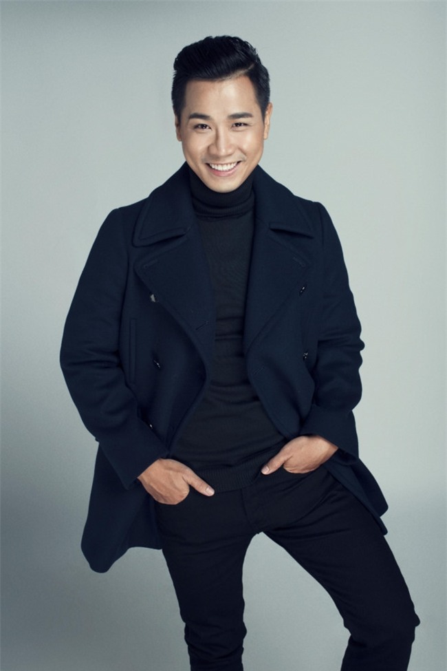 Bi che dan mot mau, MC Nguyen Khang dap 'Toi khong phai dien vien hai' hinh anh 3