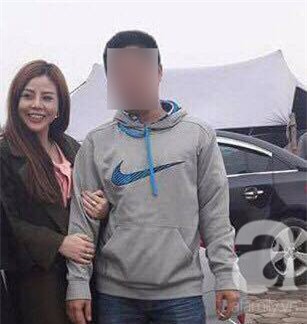 Hà Nội: Cô gái tiệm cắt tóc thời trang mất tích sau khi tiễn bạn trai ra sân bay - Ảnh 2.